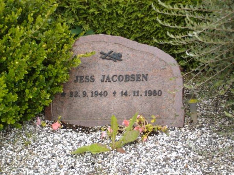 Jess Jacobsen.jpg